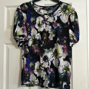 RACHEL Rachel Roy Floral Short Sleeve top with poofy sleeves.  New With Tags! 1X